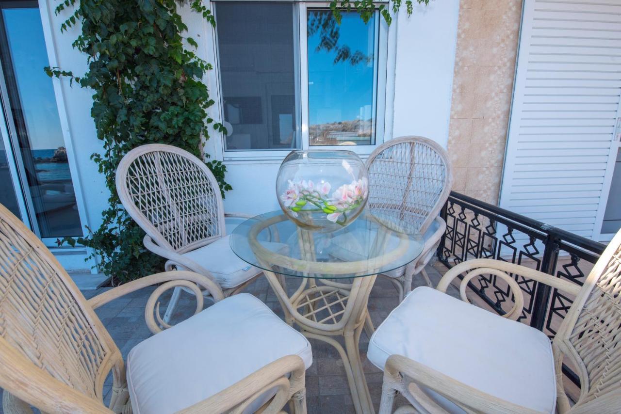 Villa Blanca Haraki Exterior photo