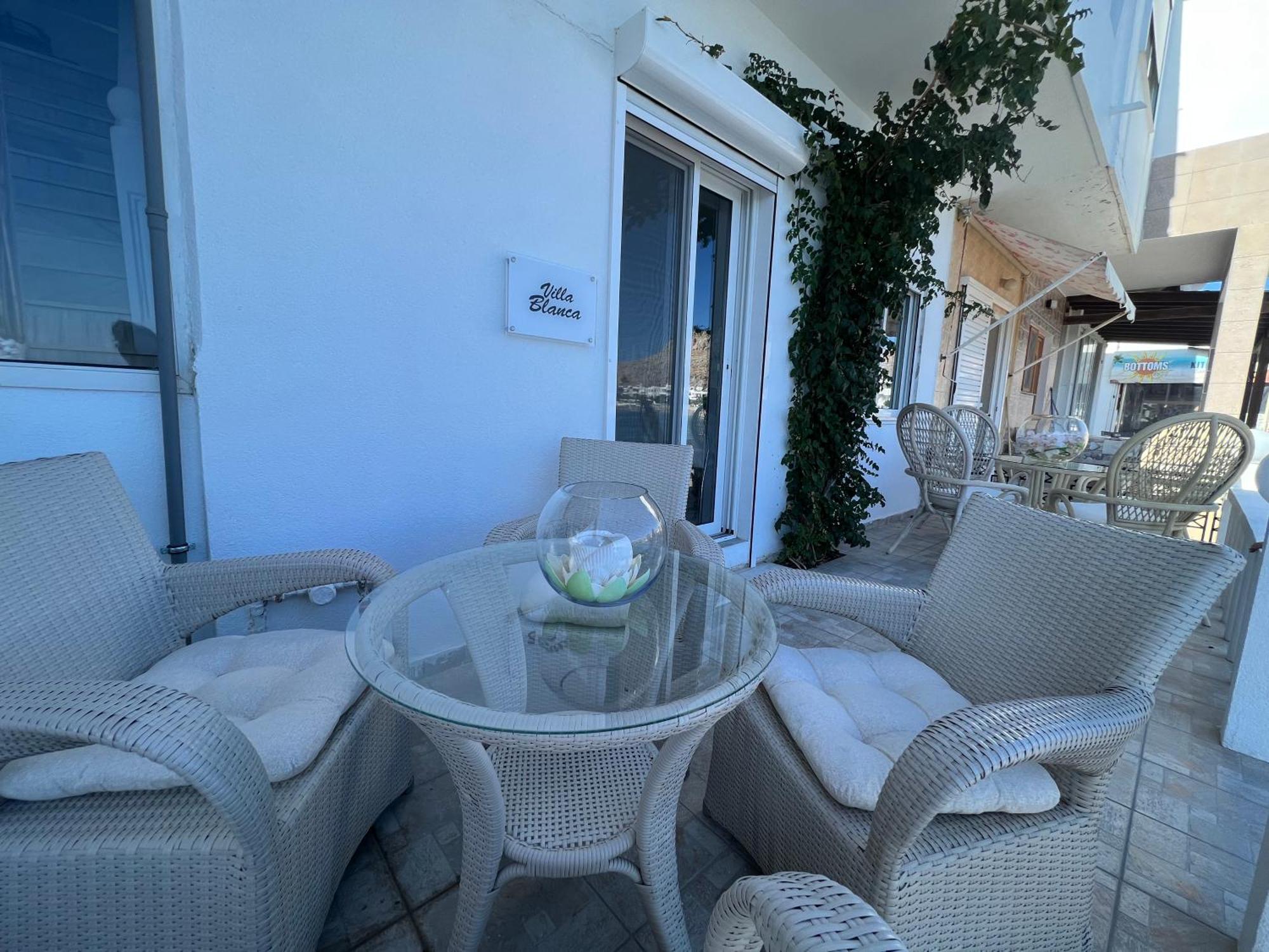 Villa Blanca Haraki Exterior photo